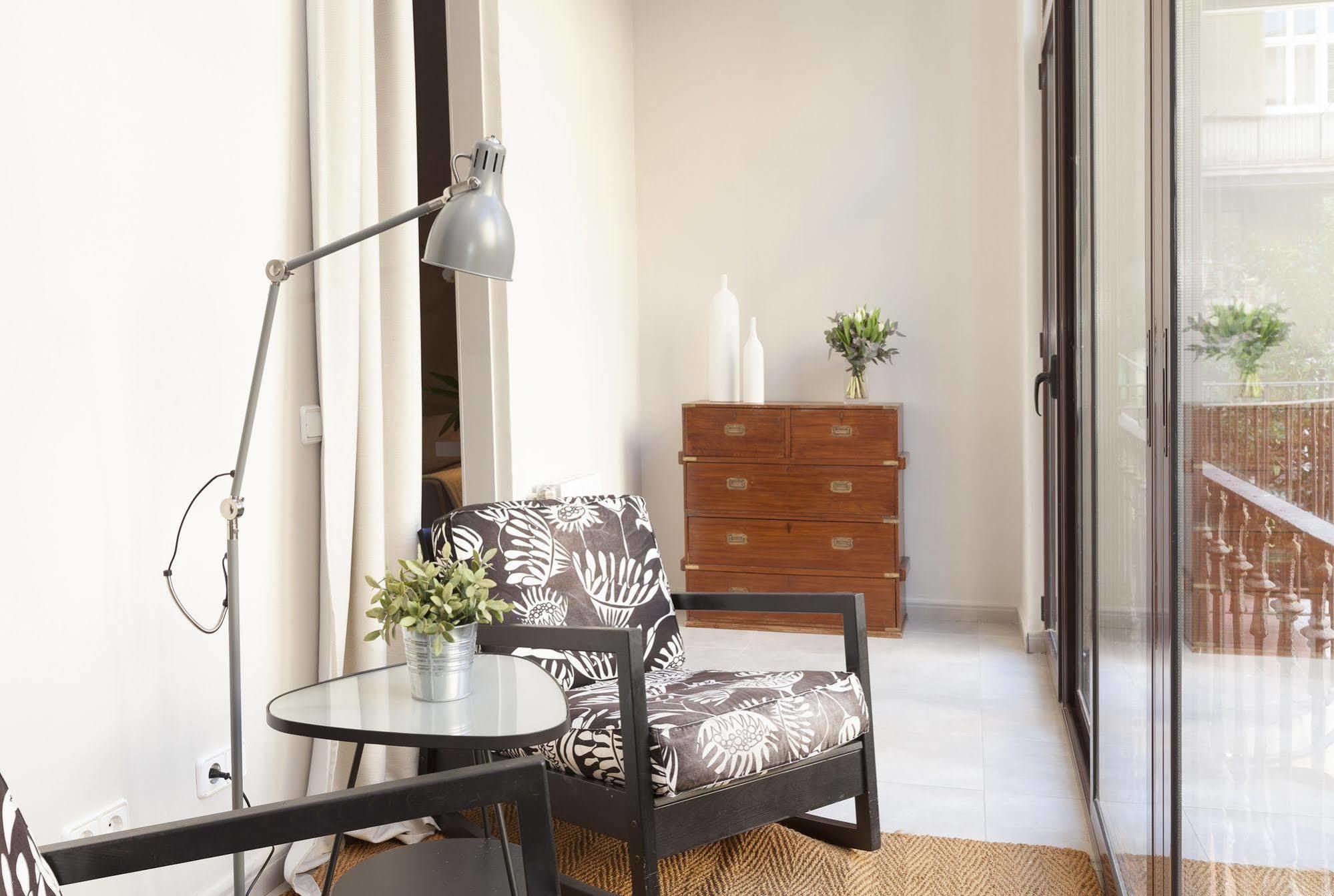 Easy Sleep Gaudi Terrace Appartement Barcelona Buitenkant foto